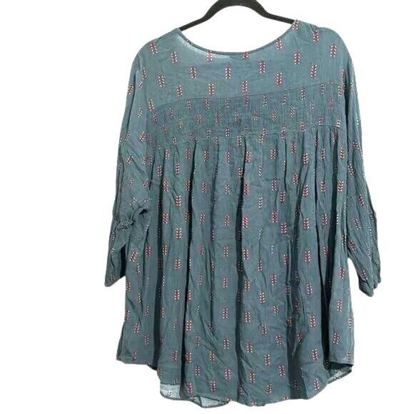 Torrid Womens  4 Blue & Red Peasant Style Blouse W/ Button Front - Picture 5 of 6